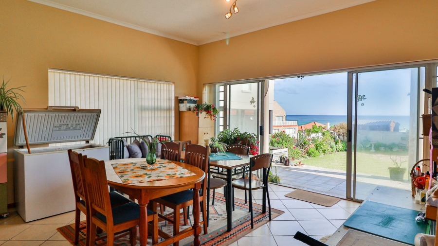 4 Bedroom Property for Sale in De Kelders Western Cape